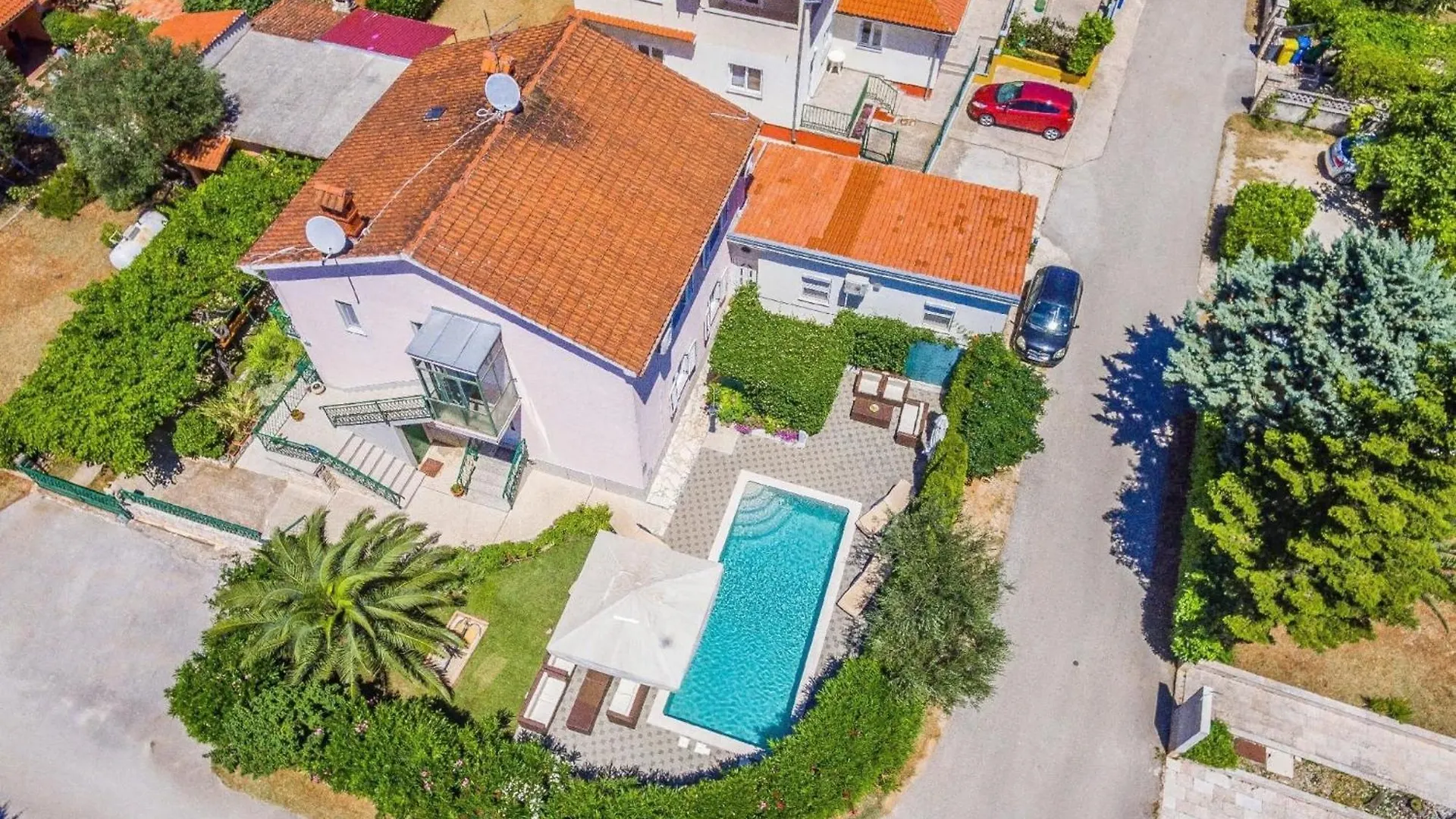 Strandnahes Haus Mit Terrasse Und Pool Pula Croatia