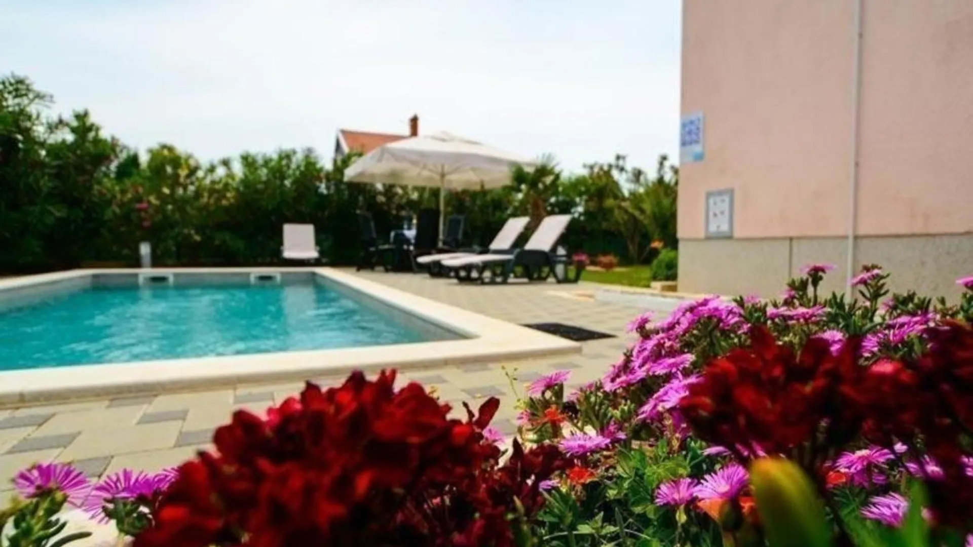 Strandnahes Haus Mit Terrasse Und Pool Pula Croatia