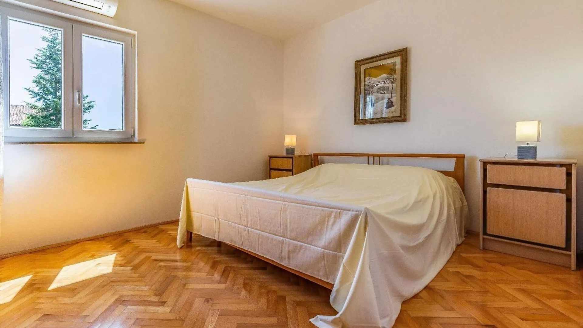 PUY Strandnahes Haus Mit Terrasse Und Pool בית נופש